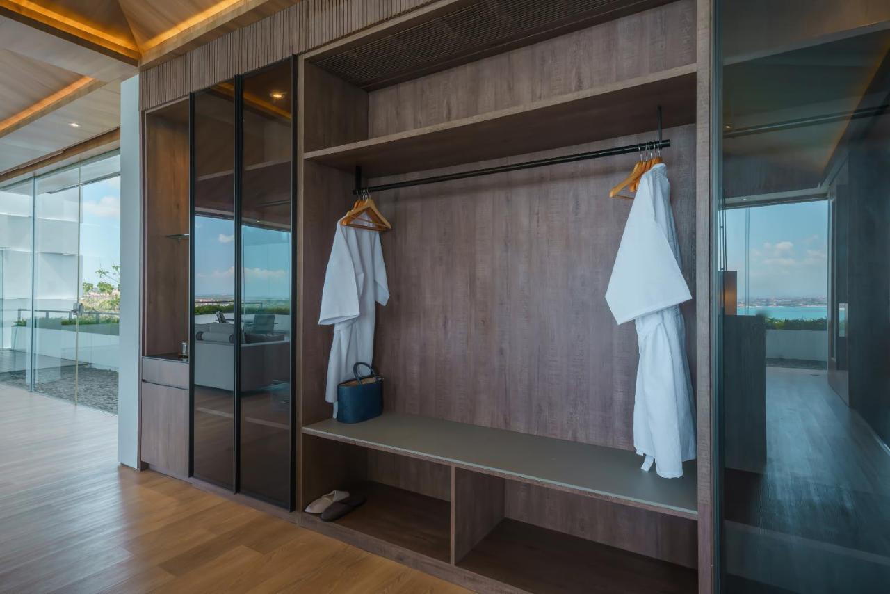 Beyond The Sea - Luxe Sea View Villa In Jimbaran ภายนอก รูปภาพ