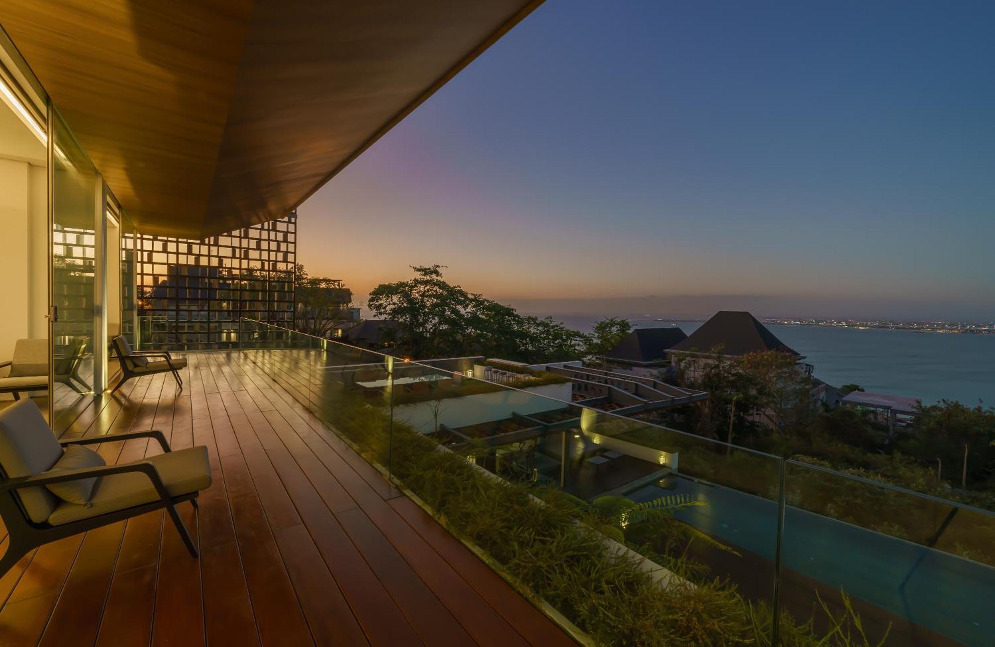 Beyond The Sea - Luxe Sea View Villa In Jimbaran ภายนอก รูปภาพ