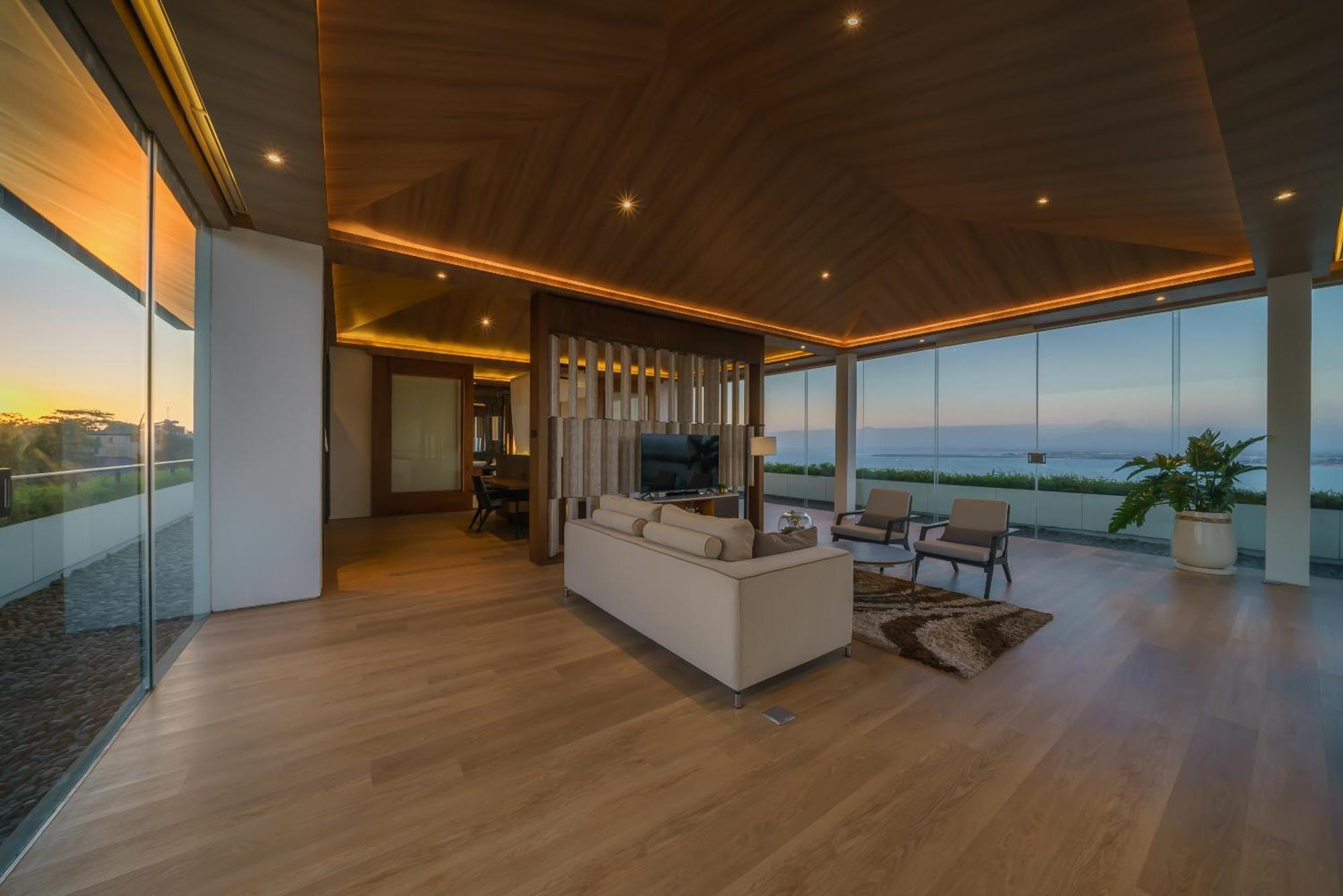 Beyond The Sea - Luxe Sea View Villa In Jimbaran ภายนอก รูปภาพ