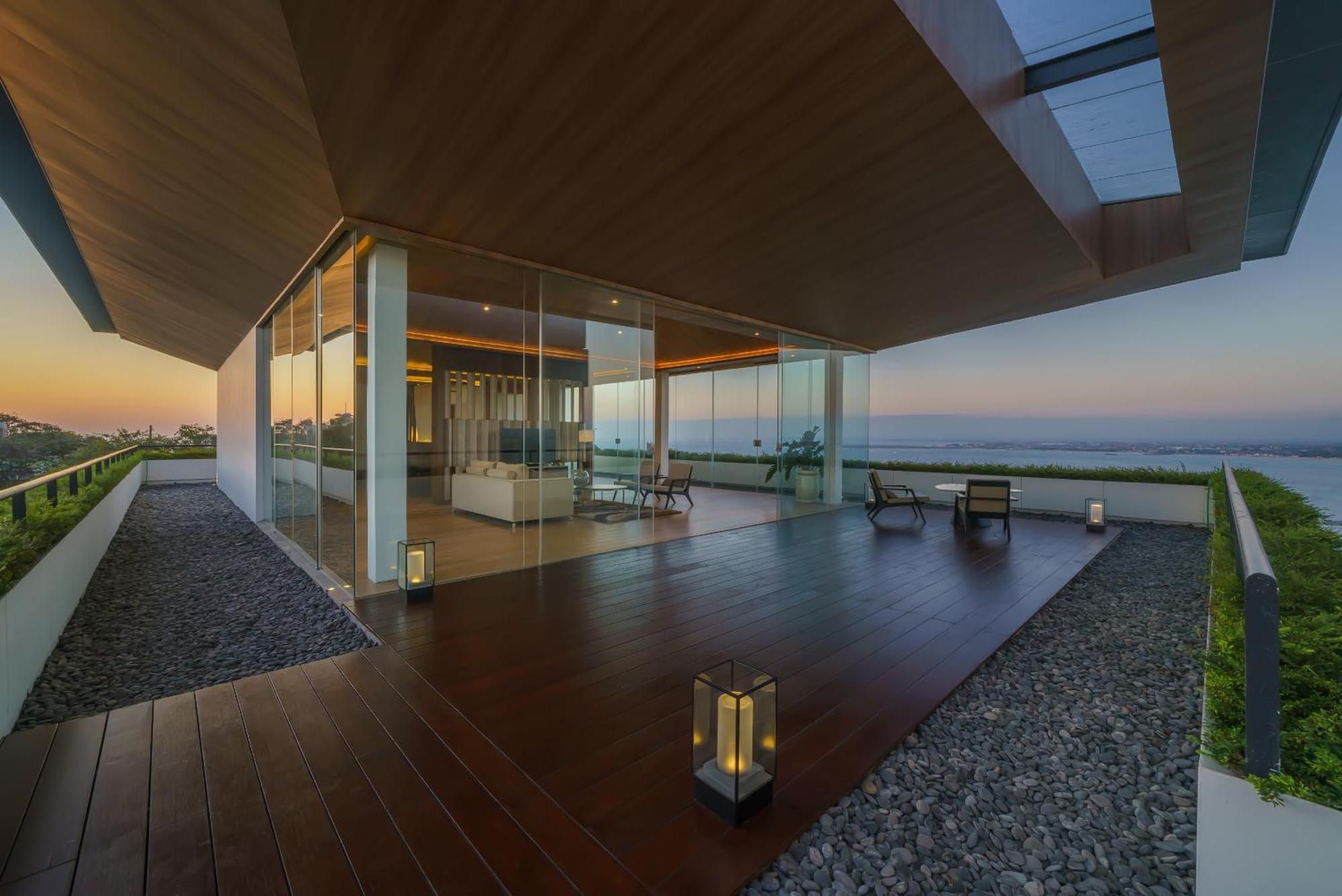 Beyond The Sea - Luxe Sea View Villa In Jimbaran ภายนอก รูปภาพ